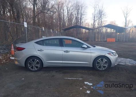 2017 Hyundai Elantra Limited z USA, uszkodzony, nr VIN 5NPD84LF3HH064405
